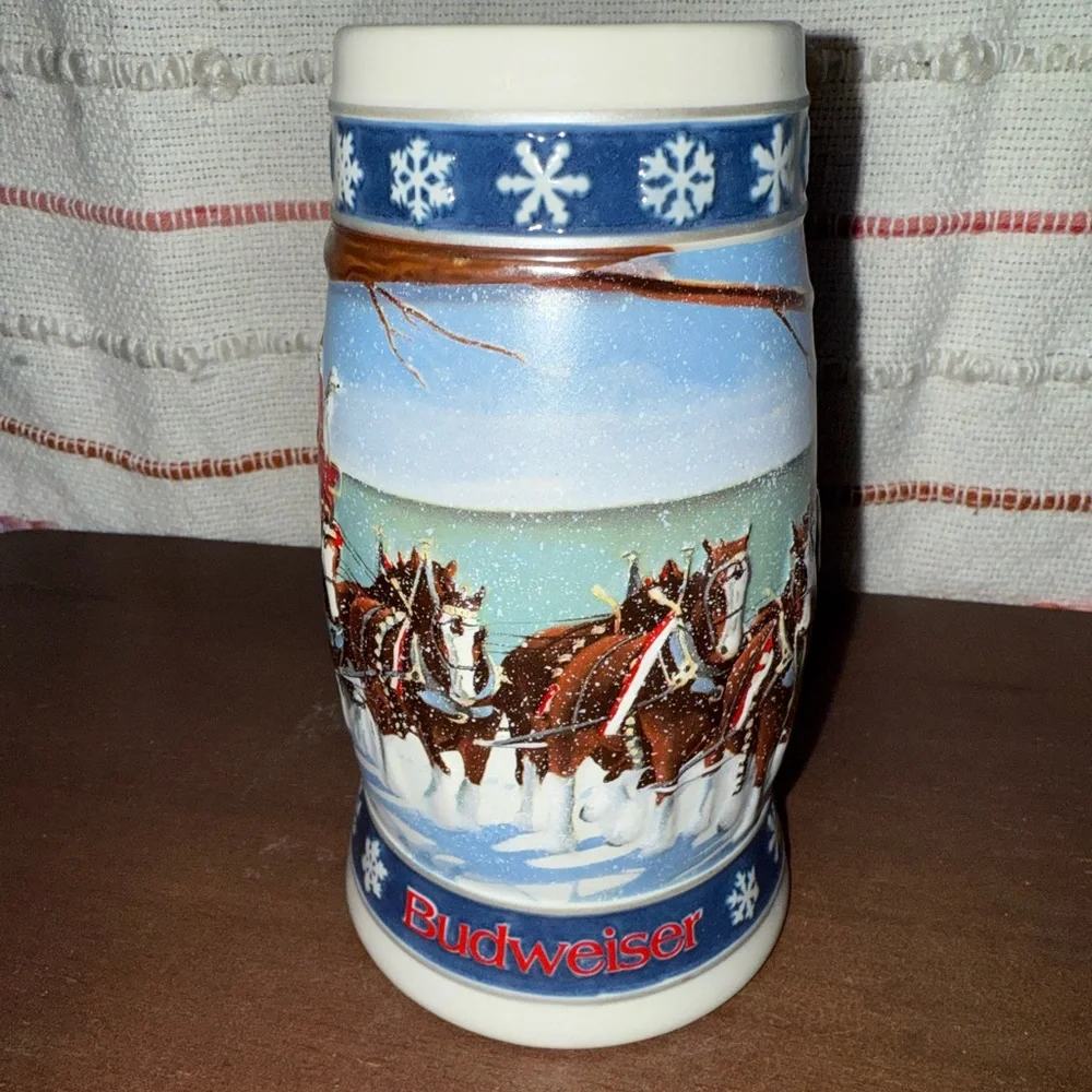 Vintage‎ Budweiser 1995 Holiday Stein with Festive Red and Blue Design